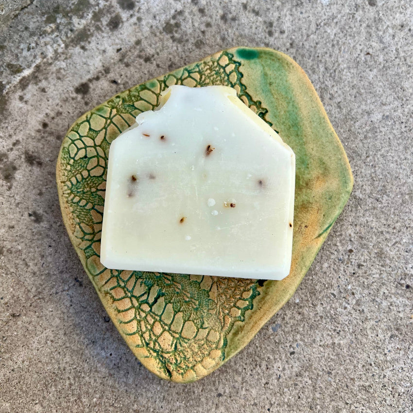 Mydelnička z dielne Keramika Svitek