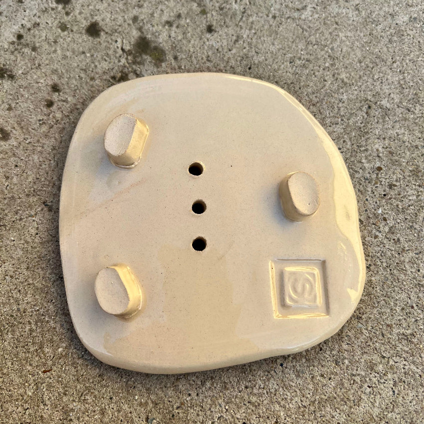 Mydelnička z dielne Keramika Svitek